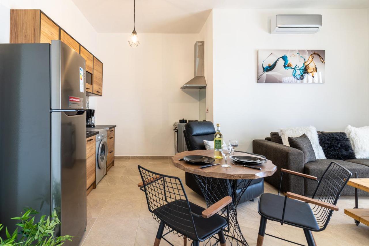 Nala - 2 Bedroom Apartment In Lárnaca Exterior foto