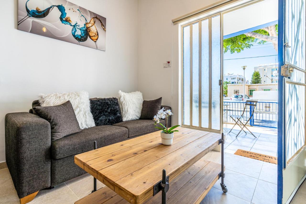 Nala - 2 Bedroom Apartment In Lárnaca Exterior foto